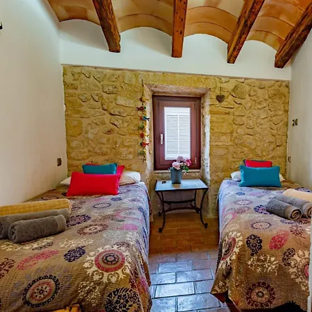 Sienna Townhouse - Charming House Central Old Town Holiday home